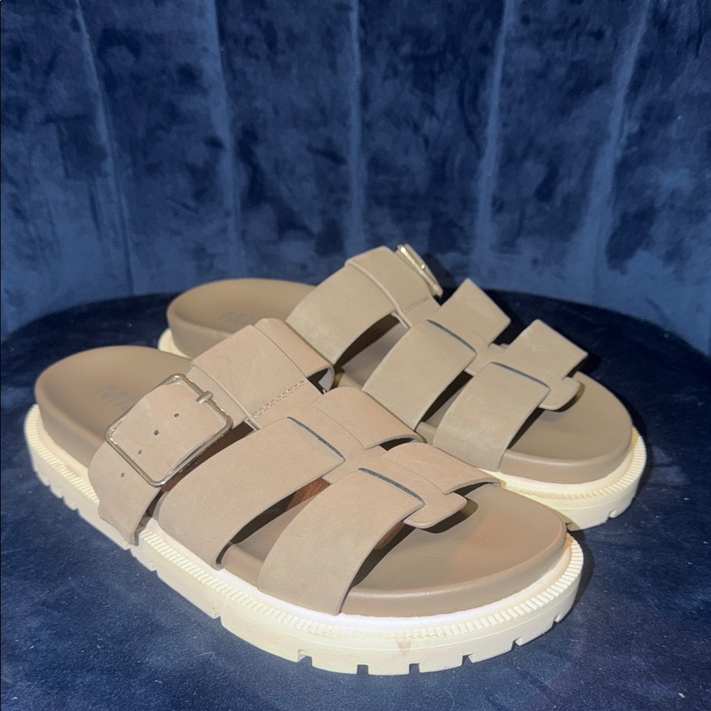 Women’s MIA Geni Taupe/Grey Fisherman Strappy Sandals Size 8